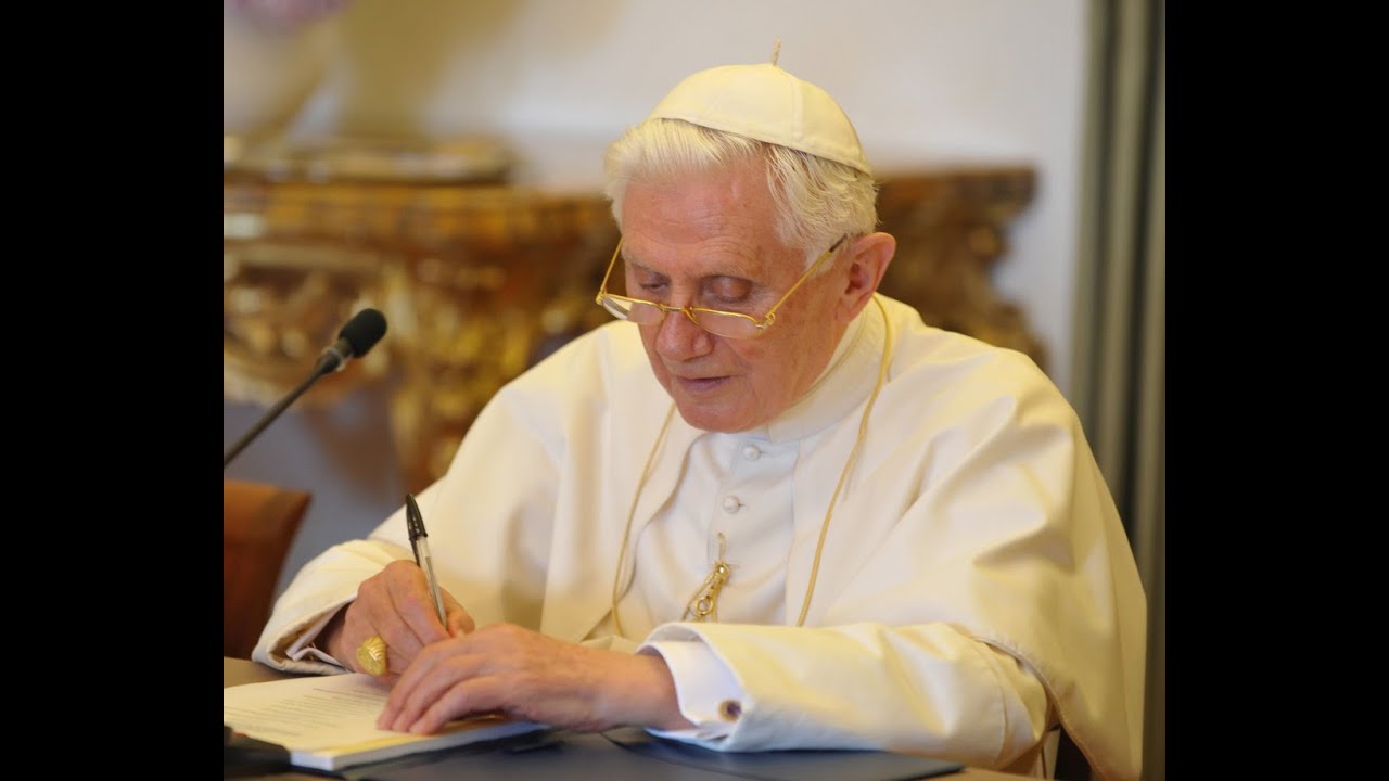 VIDEO | Papież Benedykt XVI napisał osobisty list w sprawie raportu dotyczącego nadużyć.