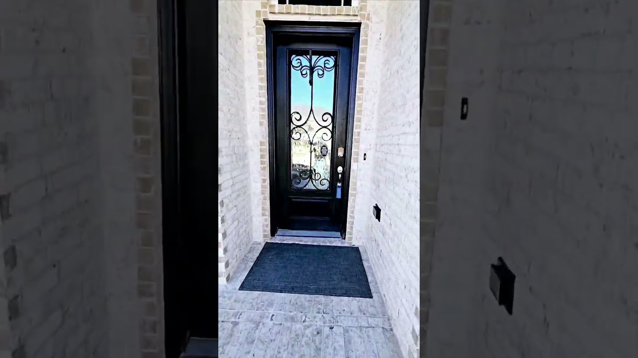 Top 10 DFW Homes of 2024: Exclusive Limo Tours & Client Favorites