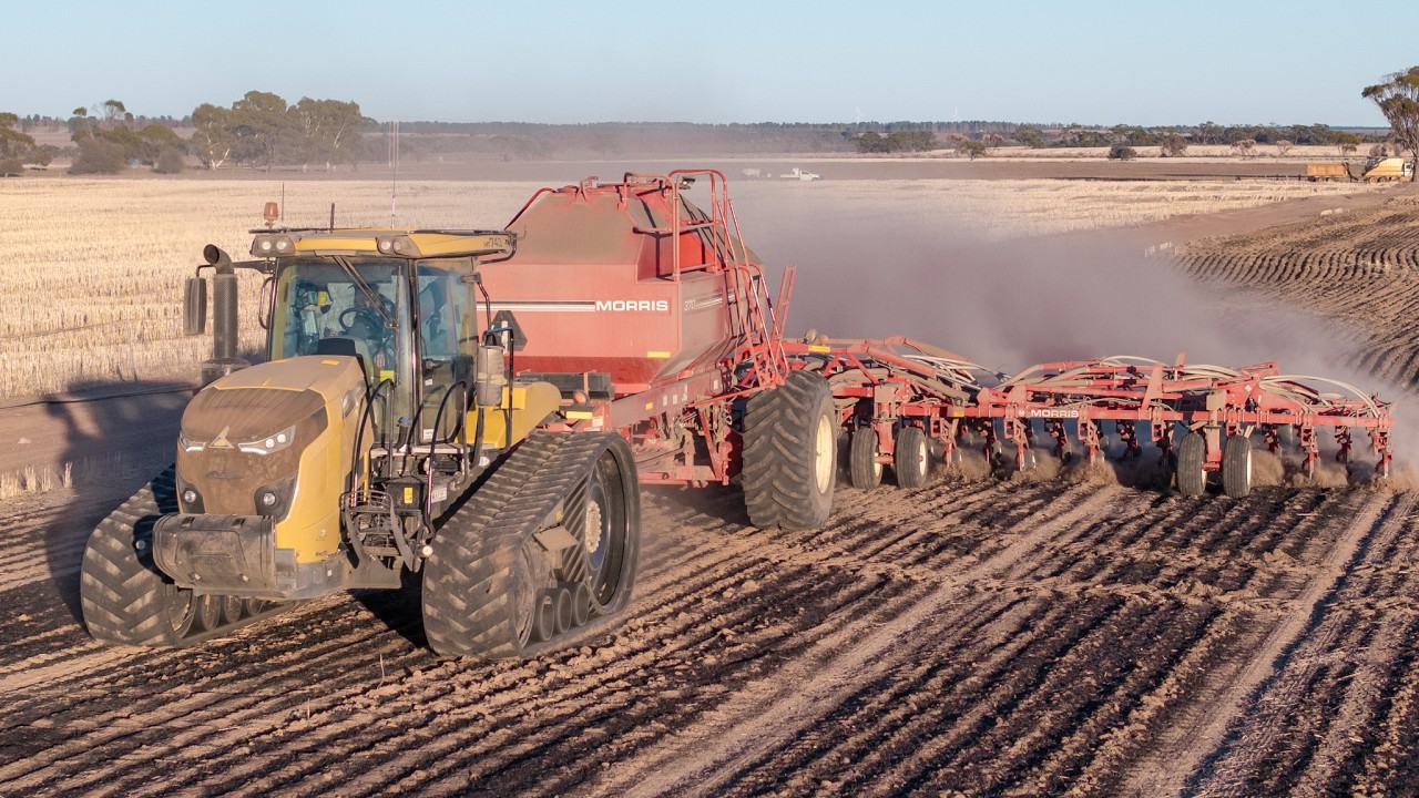 Challenger 743MT Seeding in Western Australia