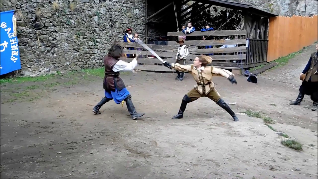 HRAD TROSKY - SOUBOJ  ŠERMÍŘŮ Z BALESTRA