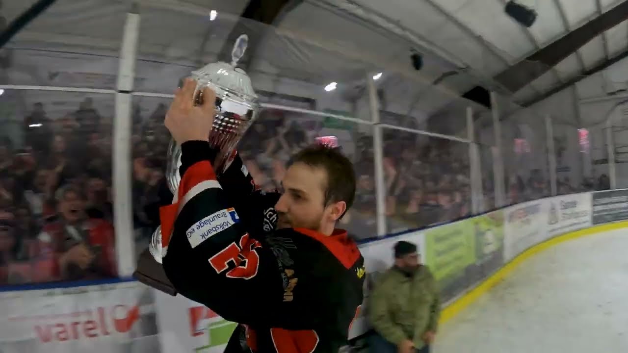 Meisterfeier Teil 1 Harzer Falken Braunlage Meister der Eishockey Regionalliga Nord 2023/2024