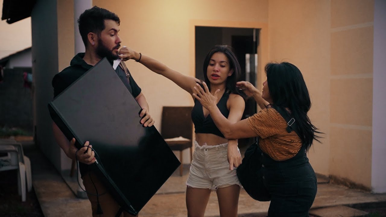 VENDEDOR ARROGANTE SE DA MAL