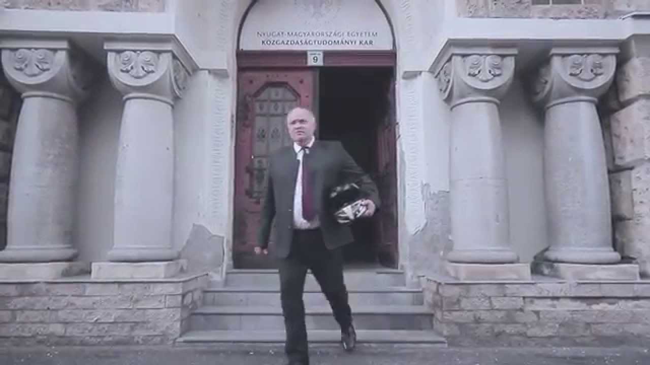 A k&ouml;zg&aacute;z nem g&aacute;z! // Economists aren't boring! // &Ouml;konomisten sind nicht fad!