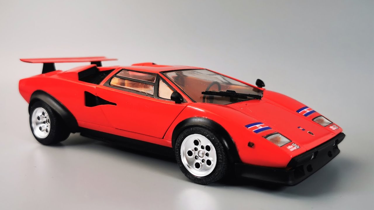 Building an '80s Poster car: Lamborghini Countach LP500s Walter Wolf edition by Fujimi Step by Step