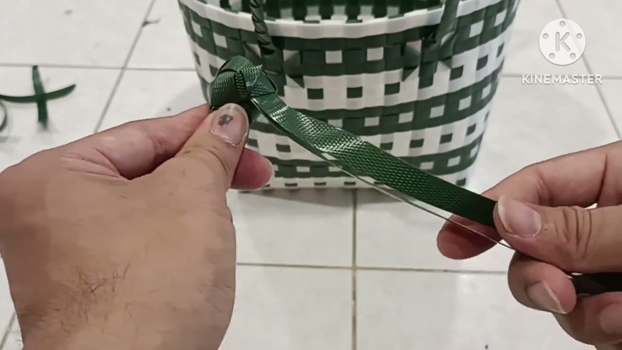 DIY วิธีทำสายคล้องกระเป๋าและถักตะกร้อด้วยเส้นพลาสติกพร้อมติดตั้ง