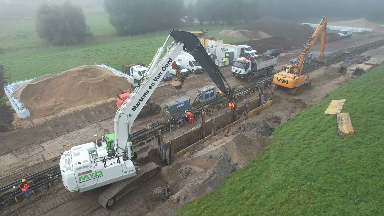 Martens en Van Oord - Van der Ven: Project dijkversterking Gameren | Wereldprimeur grofzandbarrière