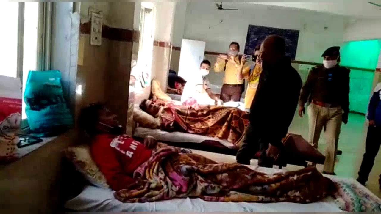 Ratlam Encounter- ASP Mahendra Tarnekar 's visit in Hospital