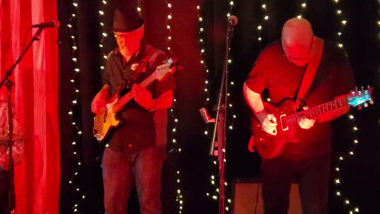 The Roustabouts  Hey Baby