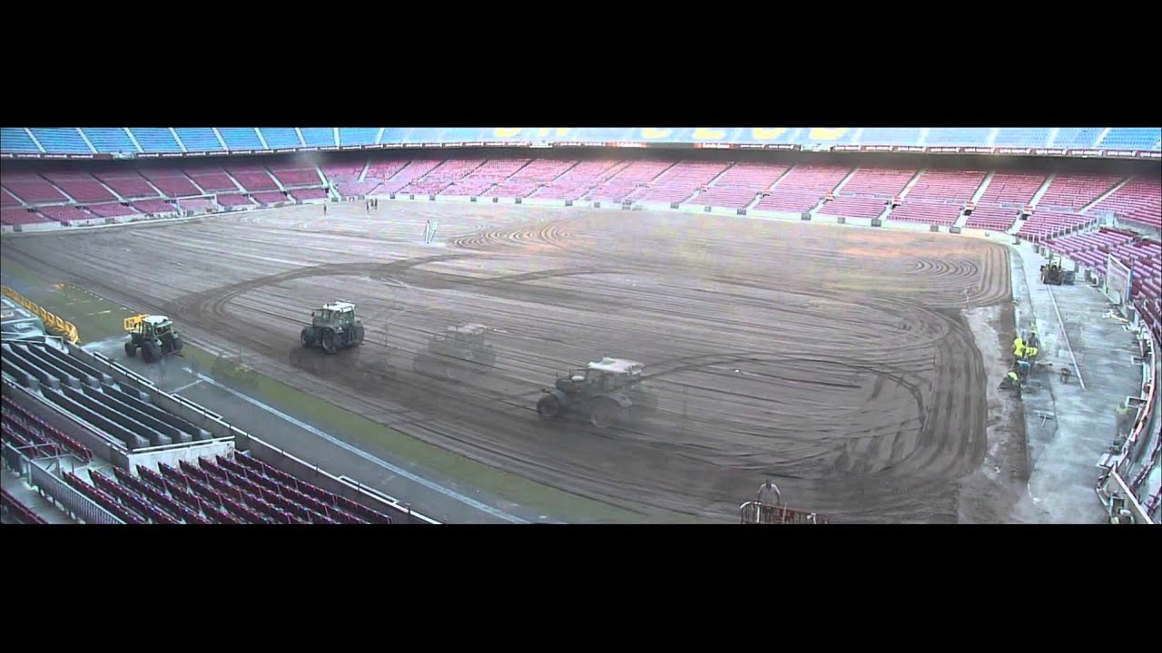 SIS Pitches hard at work at Barcelona's Camp Nou in 2013
