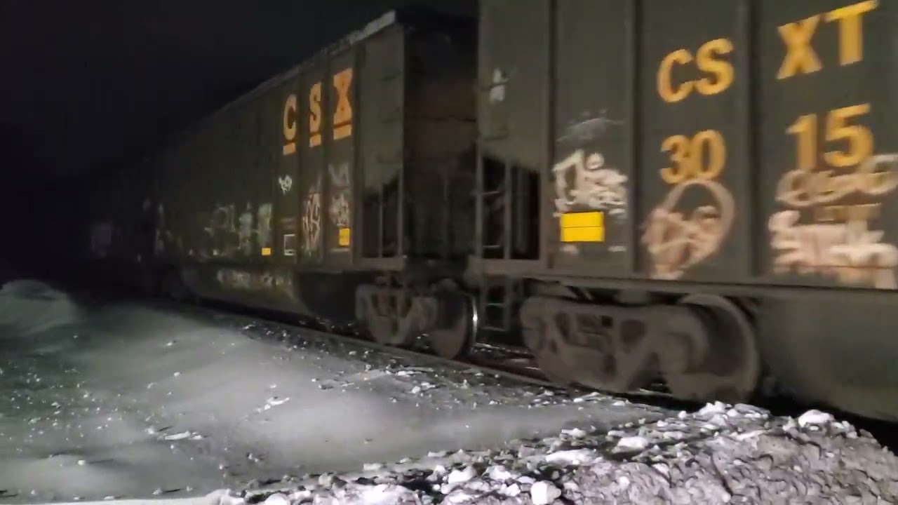 31.01.2026 CSX перевозит 100 вагонов угля по старой магистрали B&O на вершине хребта Парс.