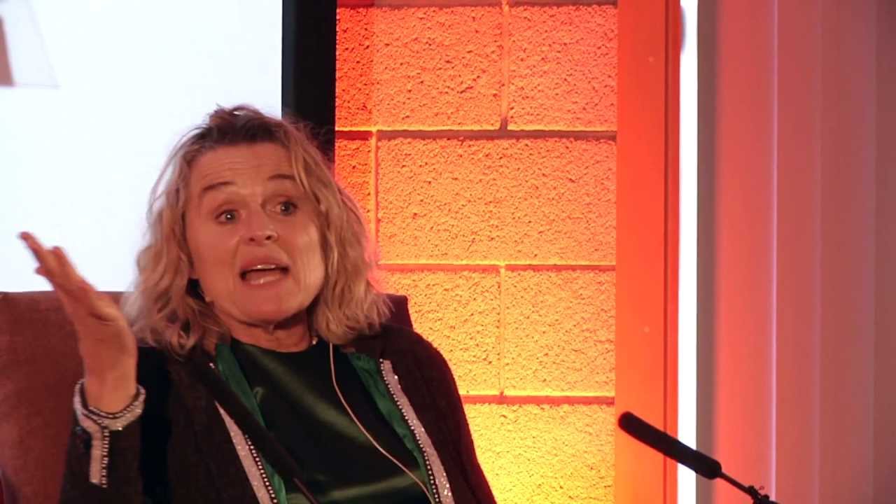 Sin&eacute;ad Cusack on reactions to getting laughs on stage and more importantly not getting laughs!