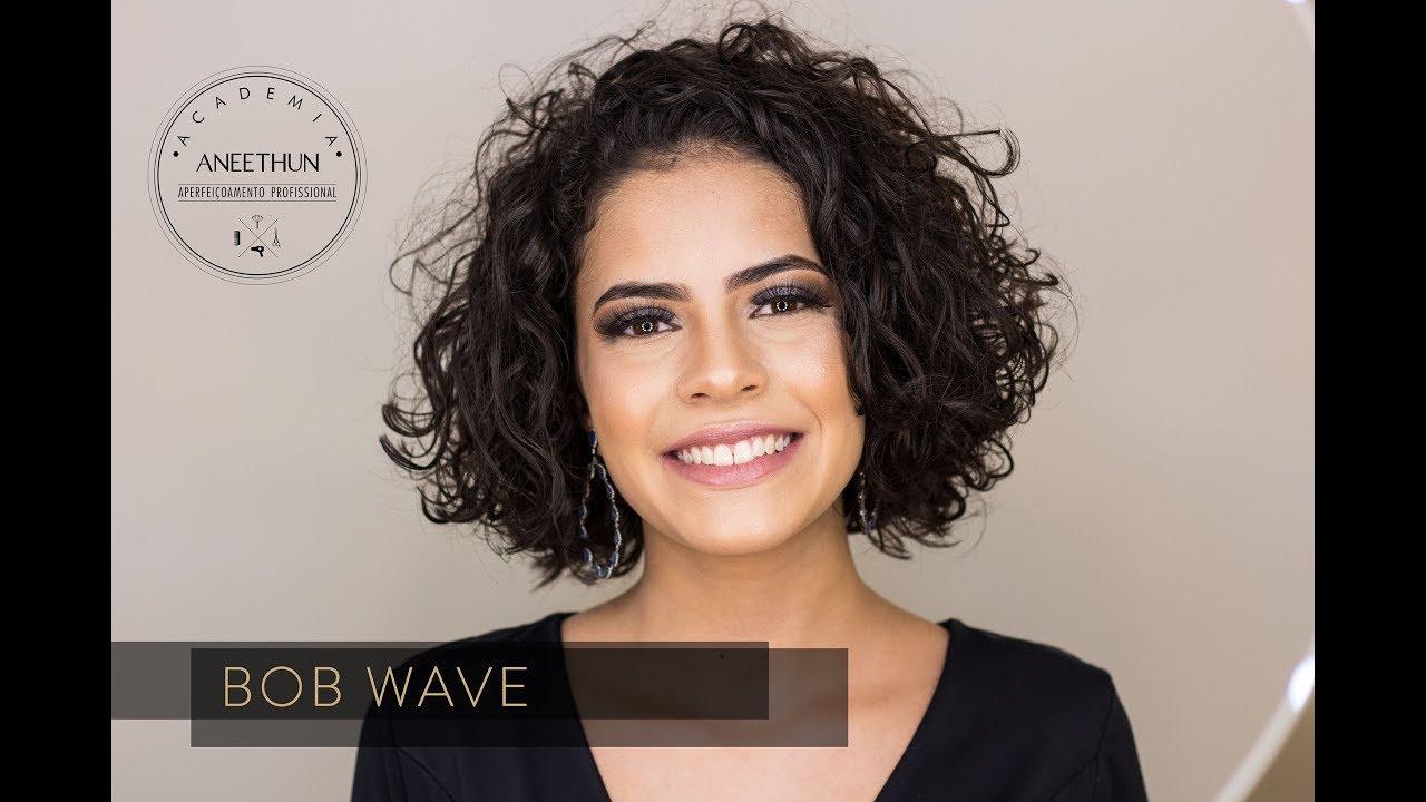 Como fazer Bob Wave em cabelos cacheados  - Academia Aneethun com Sérgio G