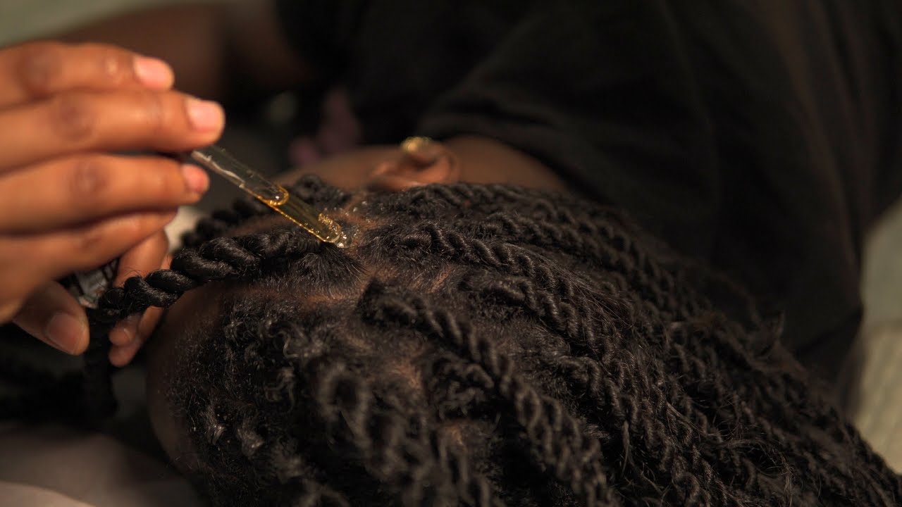 ASMR | Oiling My Sister's Scalp Before Bed | Scalp Oiling Dry Scalp On Twists