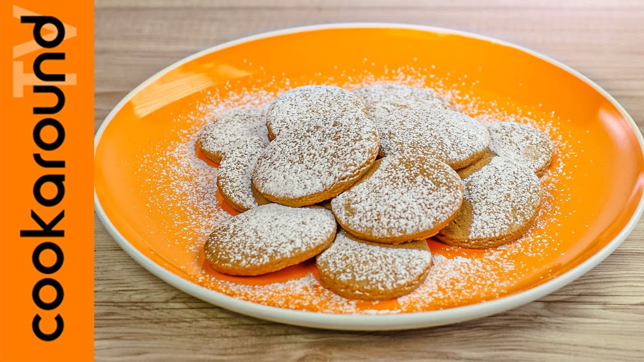 Biscotti con la cannella e zucchero di canna