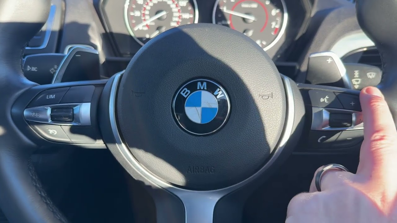BMW 220i Cabriolet YE65FJU