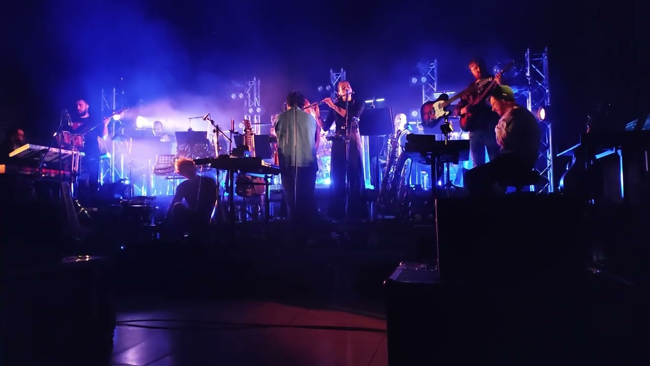 Let me in presents Pink Floyd . Liverpool Cathedral 