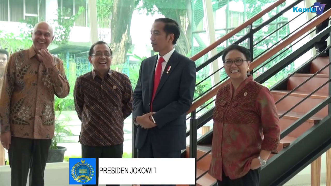 Presiden Joko Widodo mengunjungi Kantin Diplomasi Kementerian Luar Negeri #4