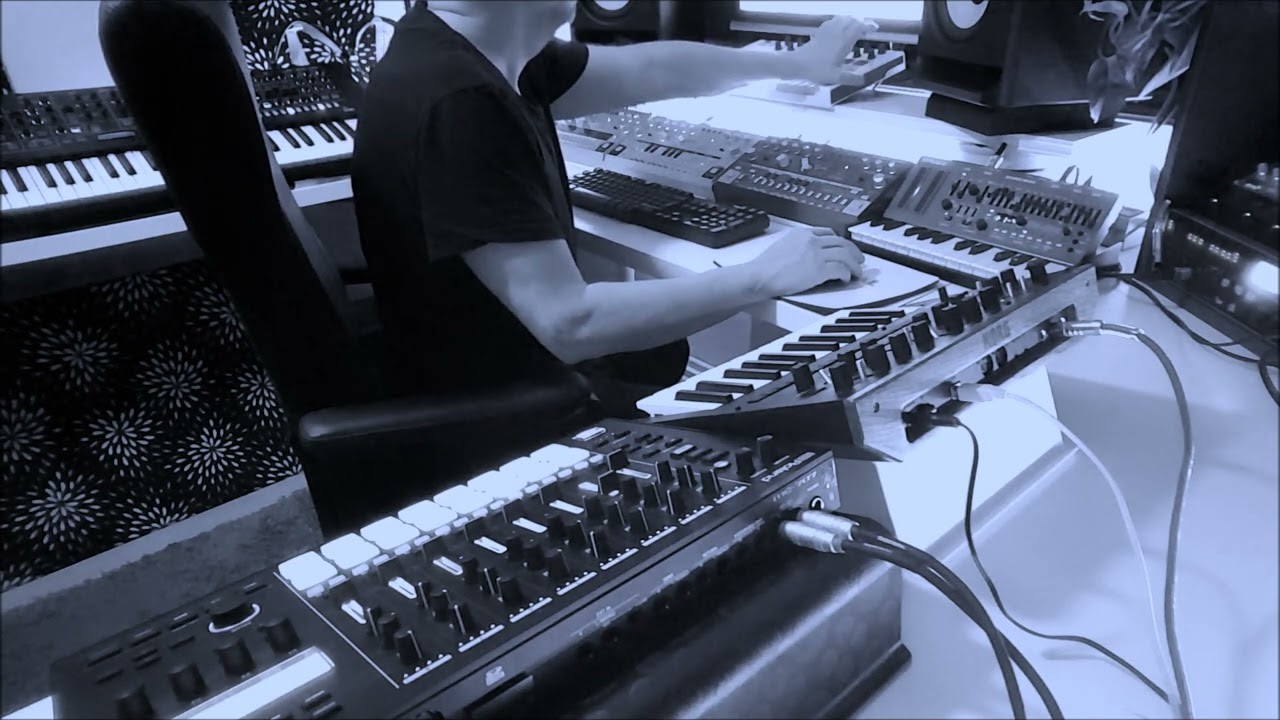 Melodic Goa Trance Live sessionૐ