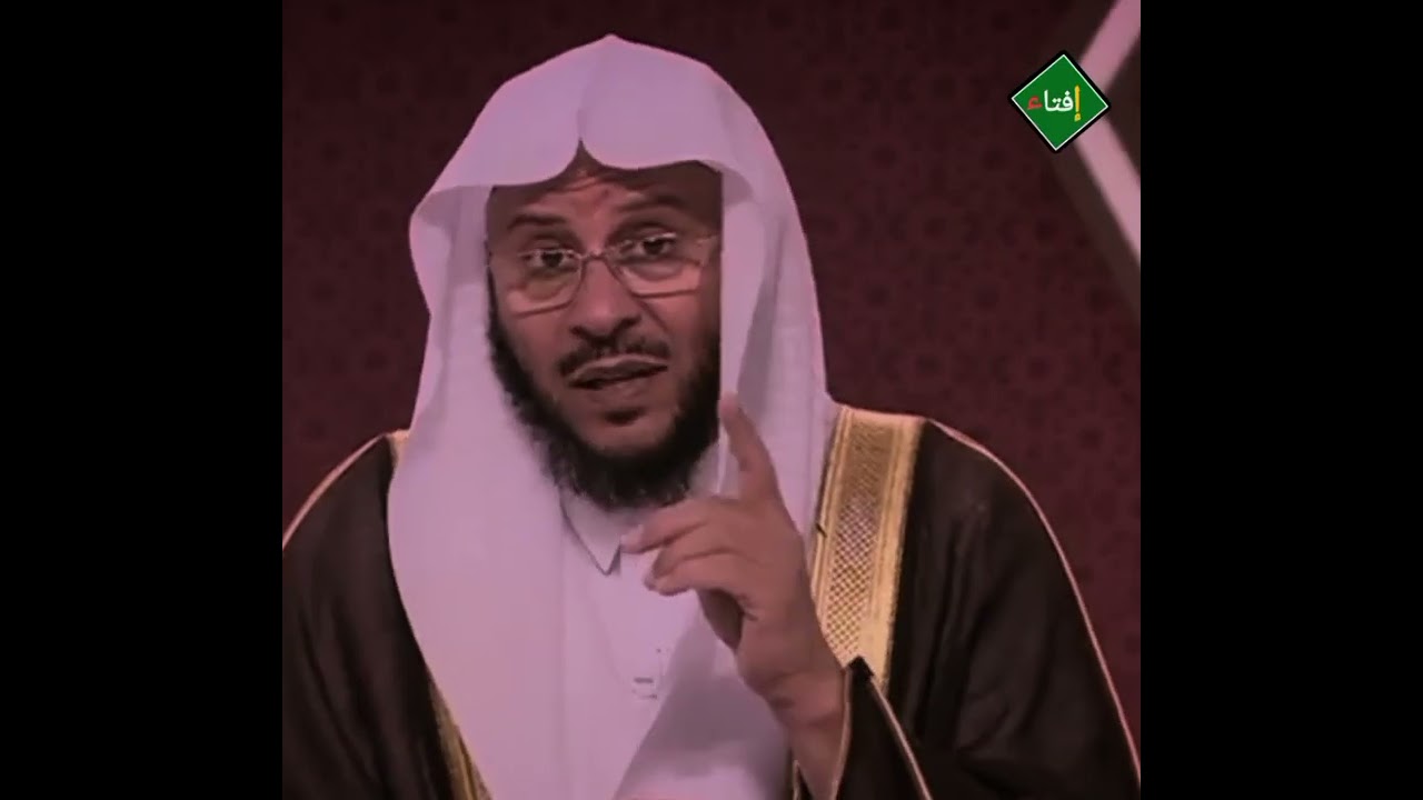 ما حكم صلاة تحية المسجد في أوقات النهي وهل تجوز الصلاة بثوب عليه صور ؟الشيخ عزيز العنزي 