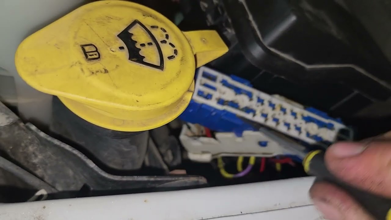 2014 ram 3500 no power to OBD port fixed