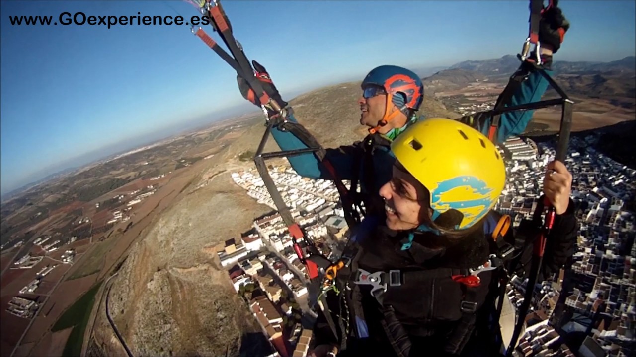 VUELO EN PARAPENTE BIPLAZA EN PAREJA María y Lorena-GO experience