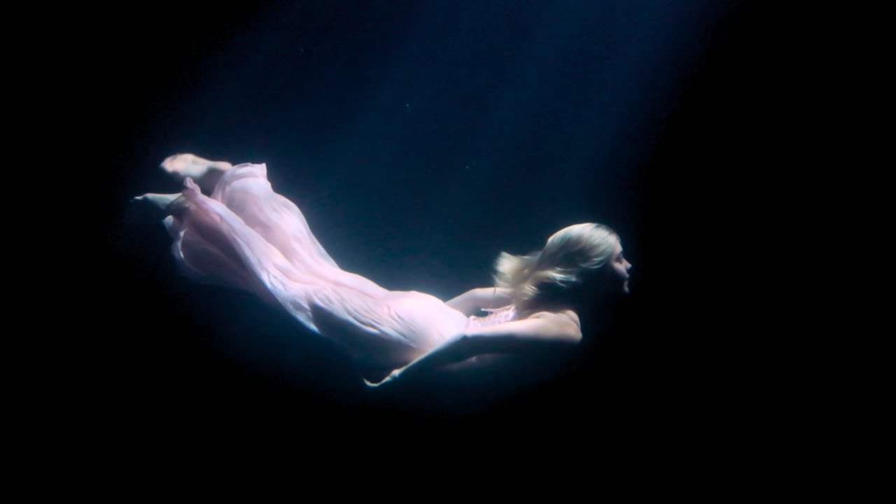 Grace Gachot - The Boy Who Can't Be Named (Visualizer)