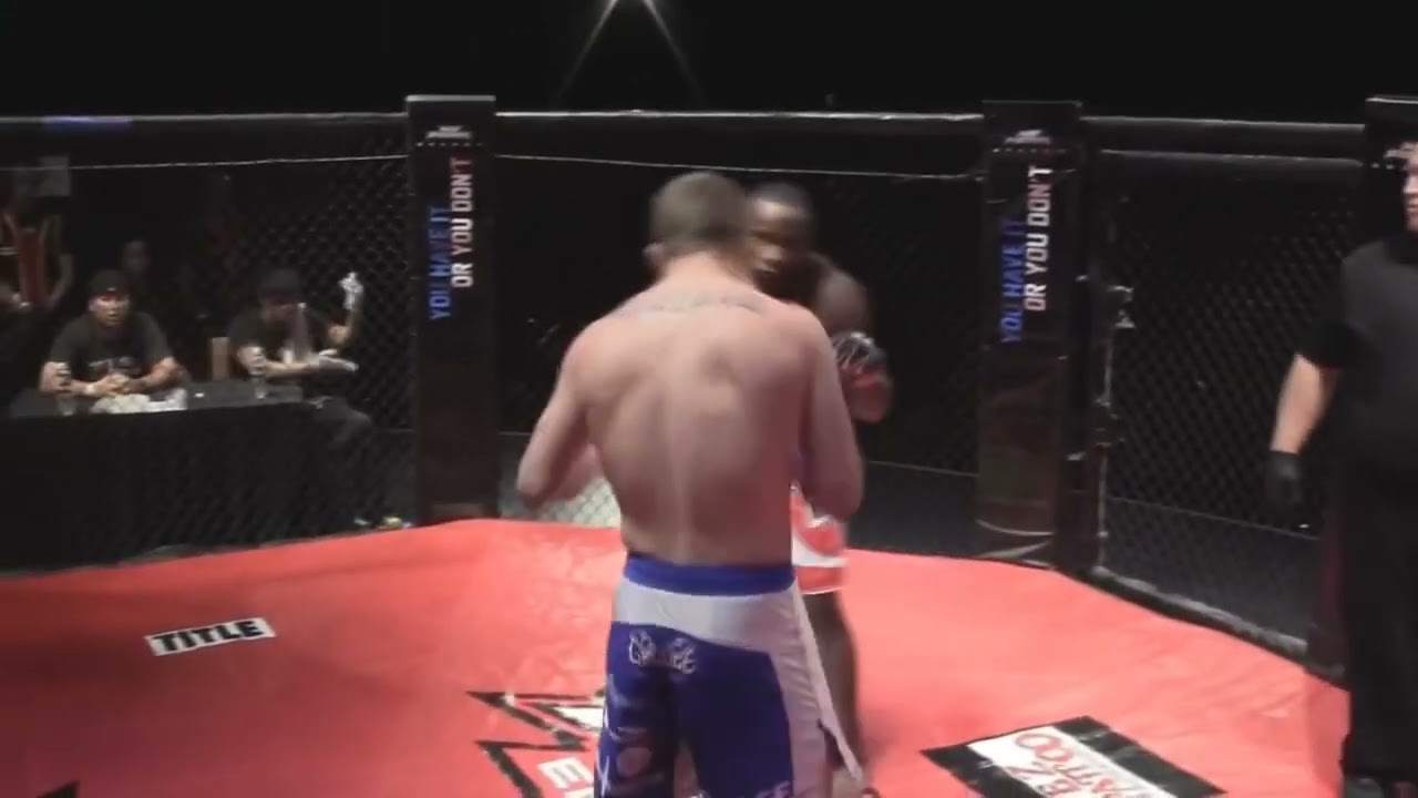 Justin Gaethje vs. Sam Young | Rage in the Cage MMA, September 29, 2012.