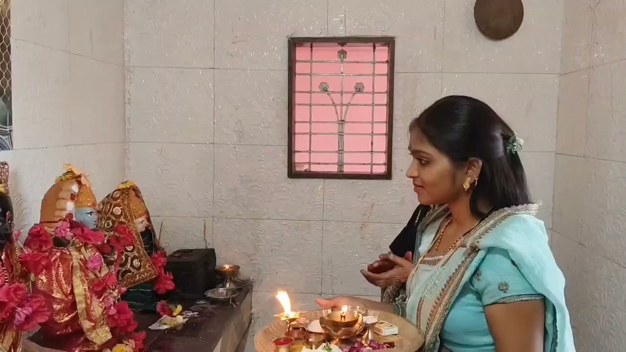 श्री संत नामदेव महाराज संस्थान तुळजापूर संत नामदेव महाराजांचे ग्रंथ चरित्र. (मूर्ती स्थापना पंगत).