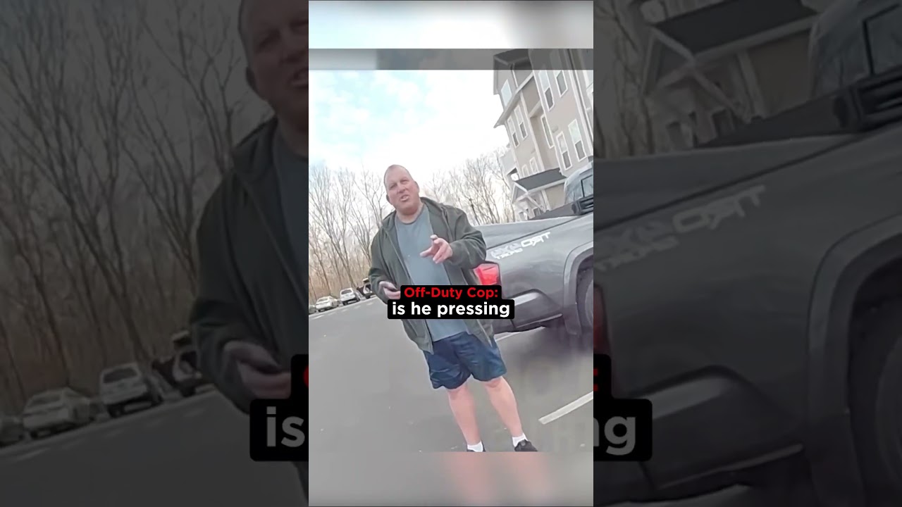 Полицейский не при исполнении служебных обязанностей ударил водителя во время дорожной агрессии 🚗💢