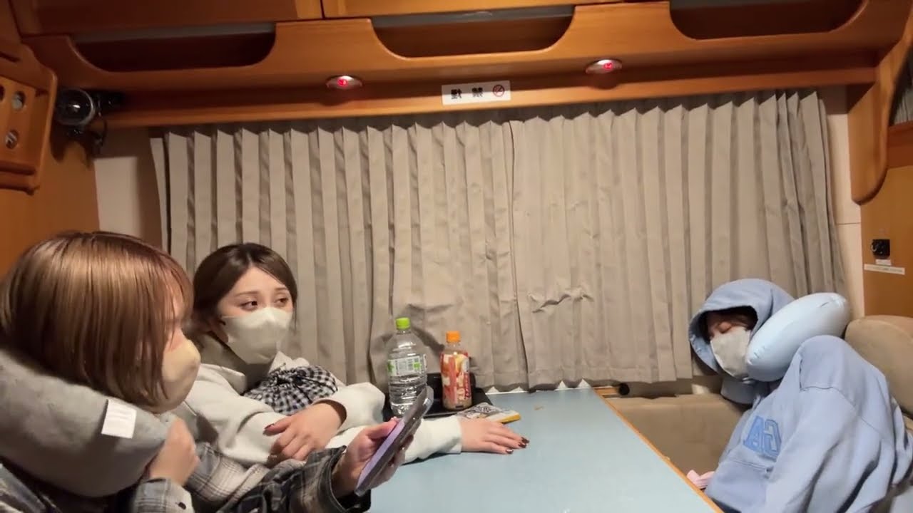 キャンピングカーから垂れ流し配信中