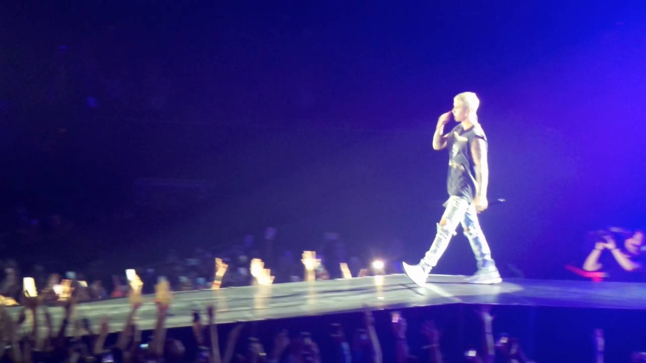 As Long As You Love Me - Justin Bieber (Jacksonville 6-29-16) PURPOSE TOUR