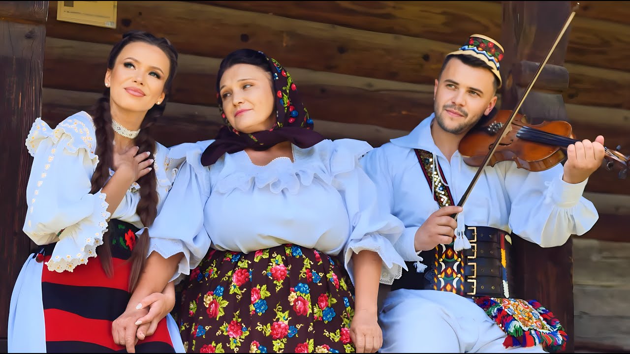 Victoria Bizau - La portița din grădină (C&acirc;ntec pentru Mama)