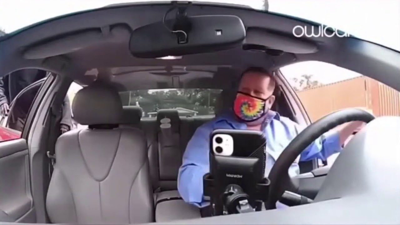 Lyft Driver Kicks Out Family Of 4!?