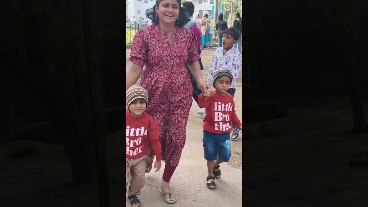 పిల్లల్ని తీసుకొనిa alipore zoological garden కి వెళ్ళాము#napasurekha0411#twinmoments #trendingshort