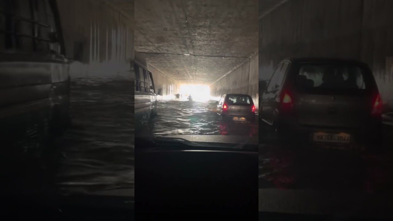 Isuzu V cross- Crossing flooded underpass due to rain | India |