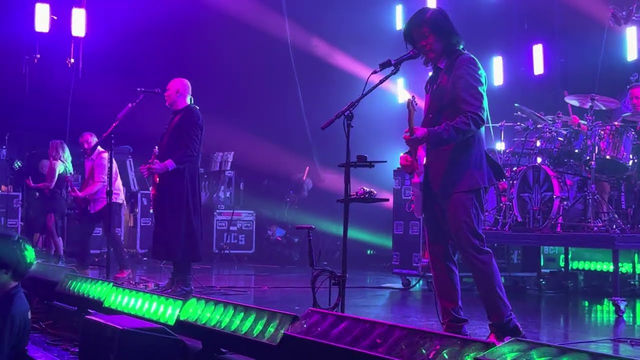 The Smashing Pumpkins ROCK INVASION 2025 Osaka ZEPP NAMBA  21.09.2025 Part.2