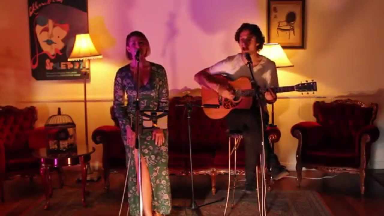 Dont You Worry 'Bout A Thing - Stevie Wonder (acoustic cover) ft. Kylie Jane