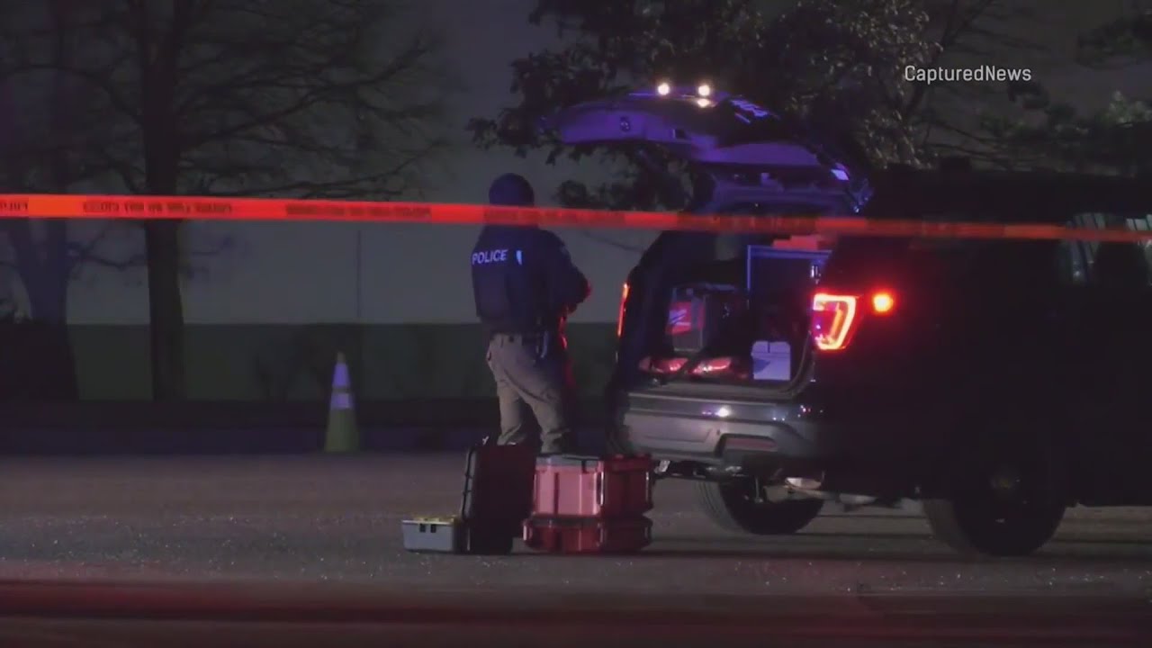 Woman found dead inside vehicle in Waukegan
