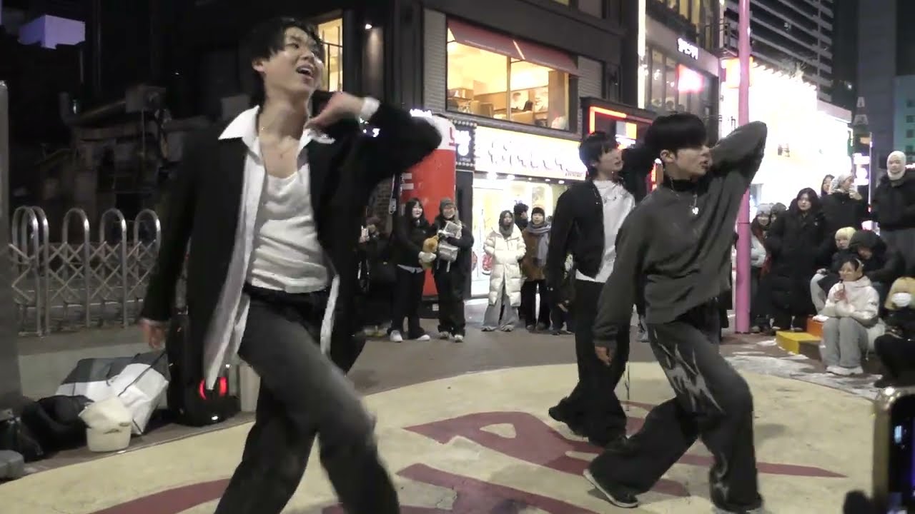 260125 Korea Kpop Dance Team mocean (모션) - Whiplash (aespa) Hongdae busking