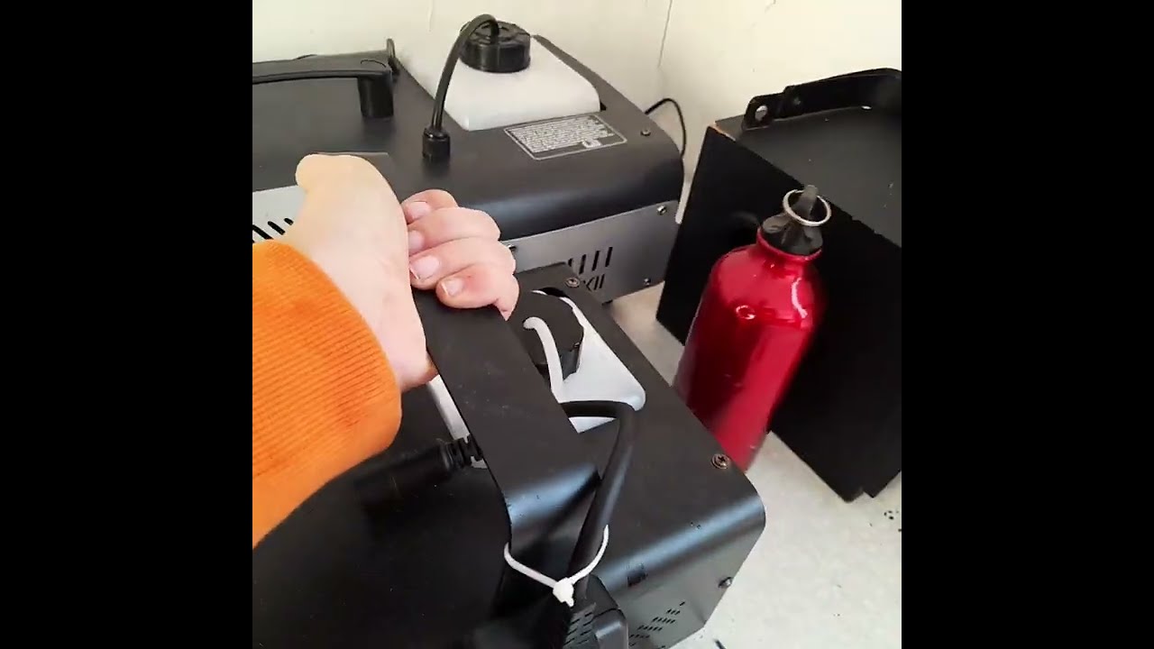 confronto machina del fumo piccola 1000w quella grande 1200