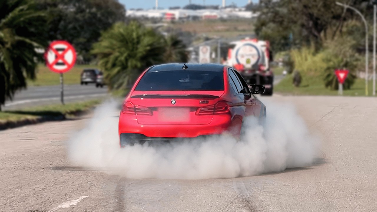 ASSIM QUE SE DIRIGE UMA M5 😳