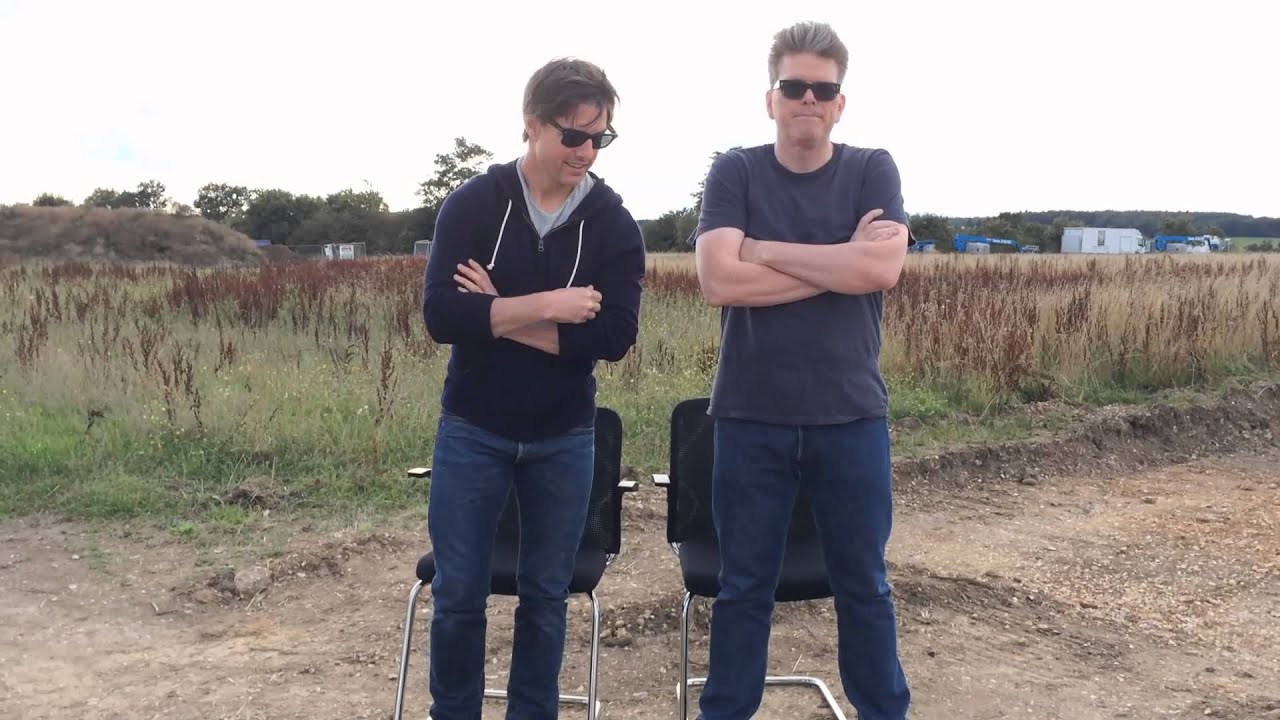 Tom Cruise and Chris McQuarrie MISSION IMPOSSIBLE ALS Ice Bucket Challenge