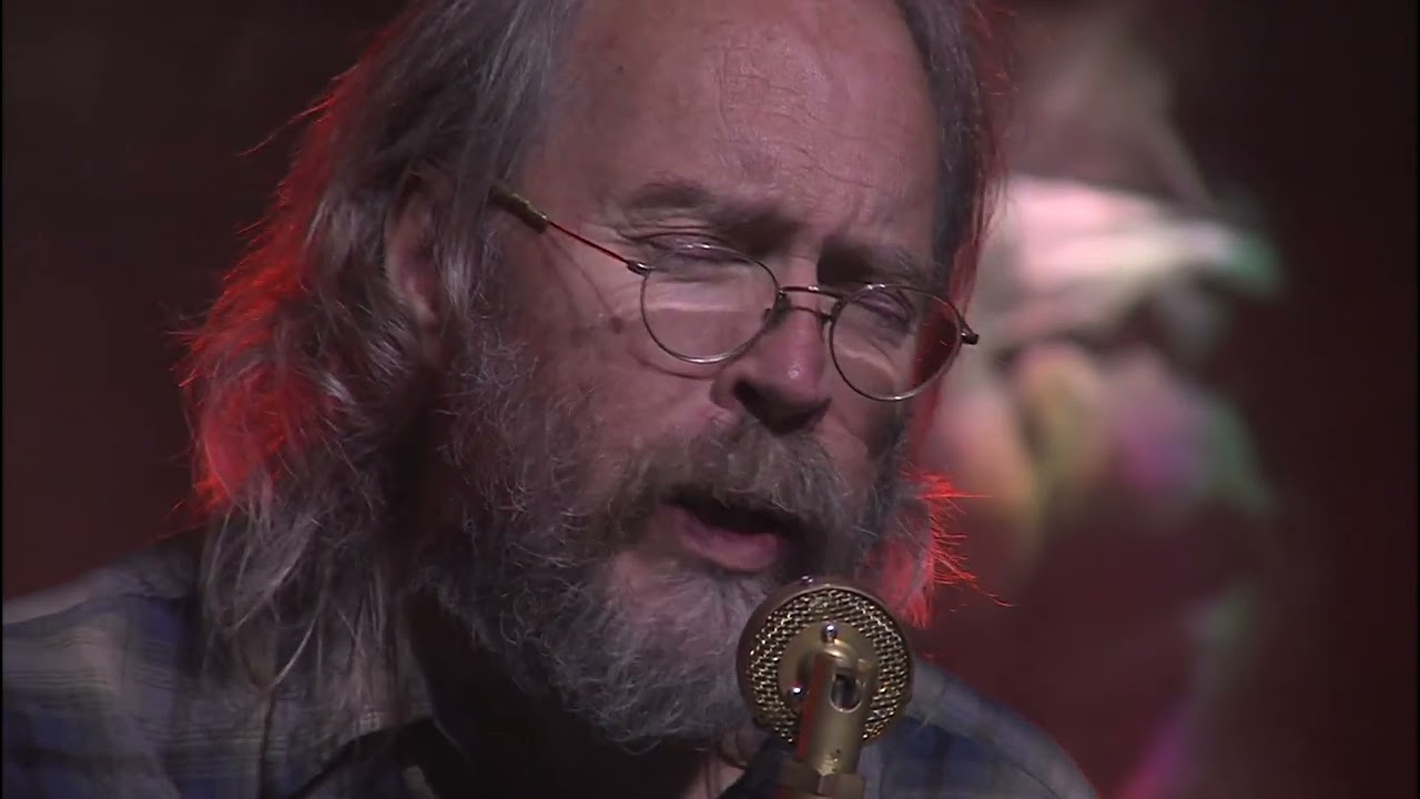 I Wish I Was a Mole in the Ground - Charlie Parr on Backroads PBS
