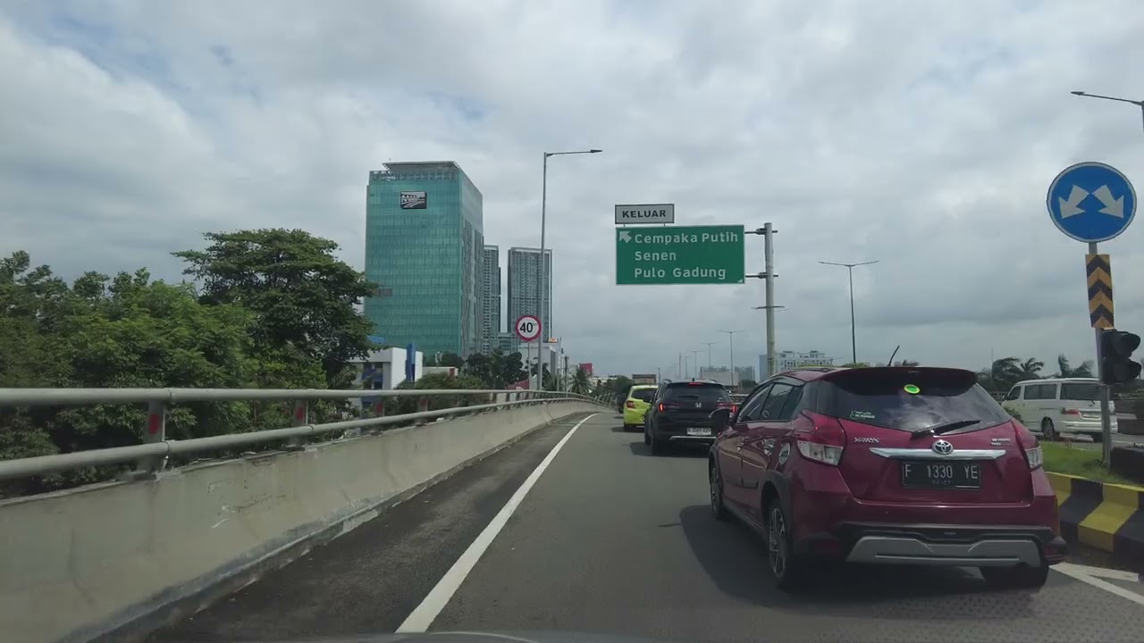 Driving from Jakarta Inner City Toll Road around Rawamangun to Letjen Suprapto Street