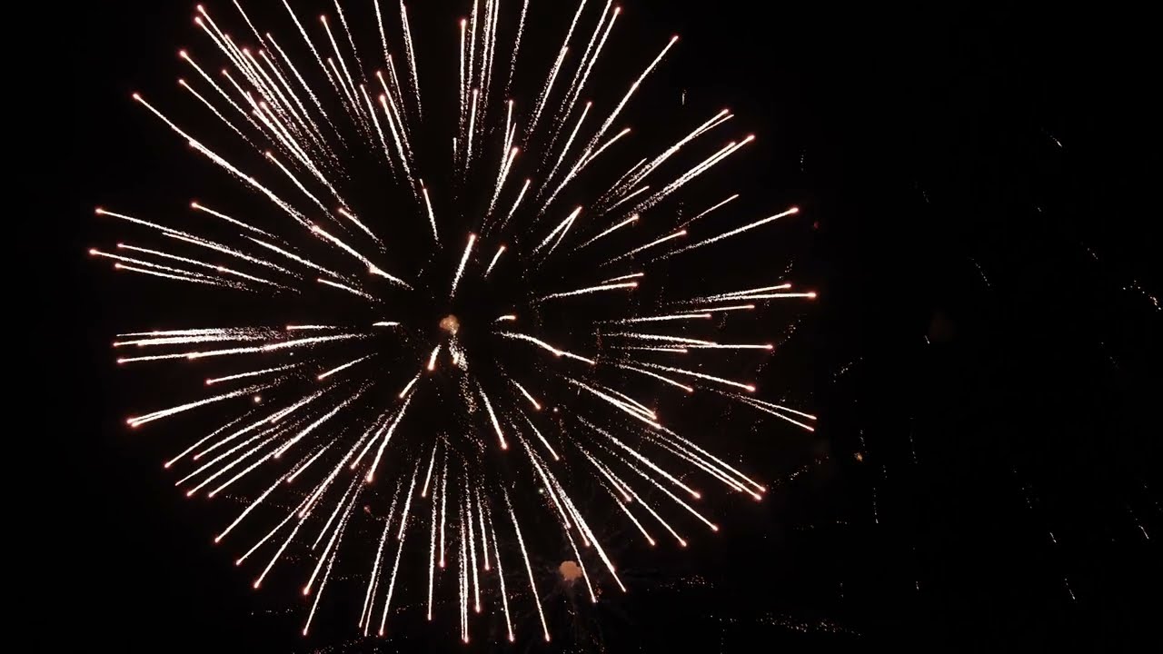 Full 4th of July fireworks show: 2024 Menomonee Falls Independence Day fireworks