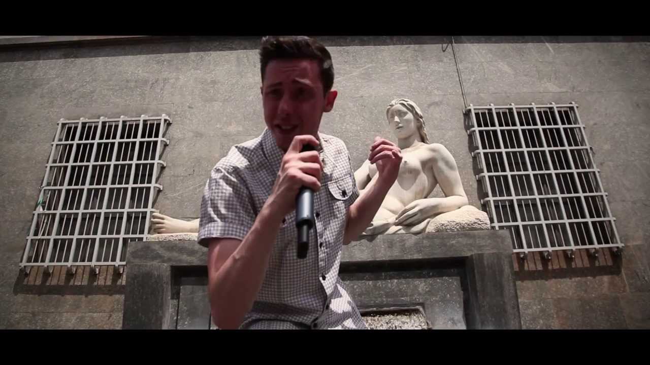 Moreno, Clementino, Fred De Palma, Shade. Passa Il Microfono. Video ufficiale.