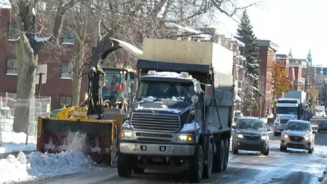 SNOW REMOVAL JOB IN MONTREAL ON RUE FULLUM 11-13-19