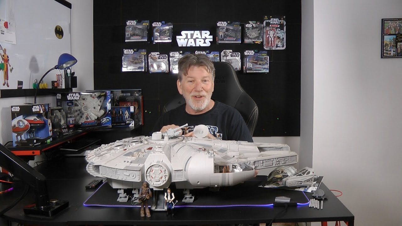 2008 3' Millennium Falcon toy