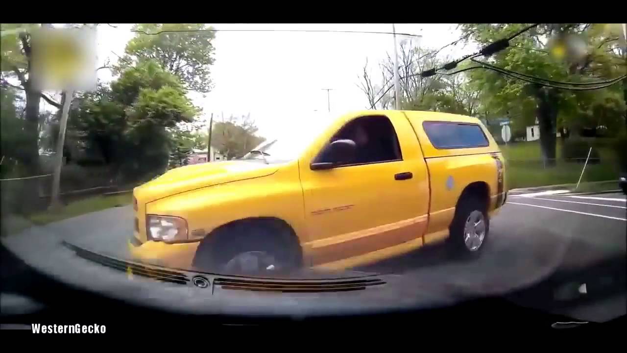 Car Crashes in America USA Compilation Car Crash Road Rage Car Crashes 2016 Dashcam