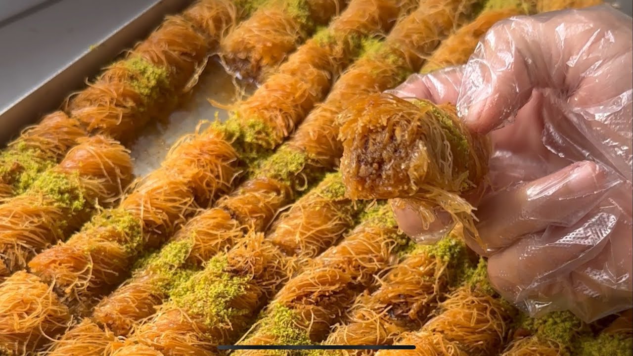 📣BU YÖNTEMLE KIRILMADAN KOLAY SARILABİLEN DIŞI ÇITIR İÇİ KIYIR KADAYIF SARMA / şerbetli tatlılar